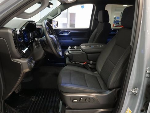 Certified 2024 Chevrolet Silverado 1500 LT image 10