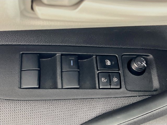 Used 2026 Toyota Corolla LE FWD image 12