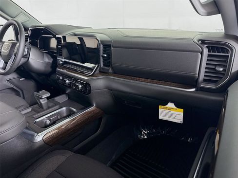 New 2026 GMC Sierra 1500 Elevation w/ Preferred Package AWD/4WD image 22