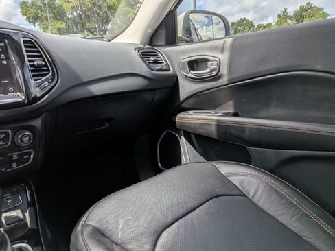 Used 2021 Jeep Compass Limited w/ Elite Interior Group AWD/4WD image 17