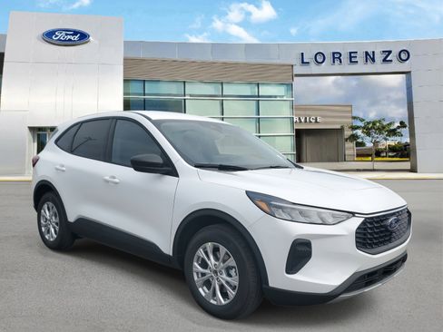 New 2026 Ford Escape Active image 3