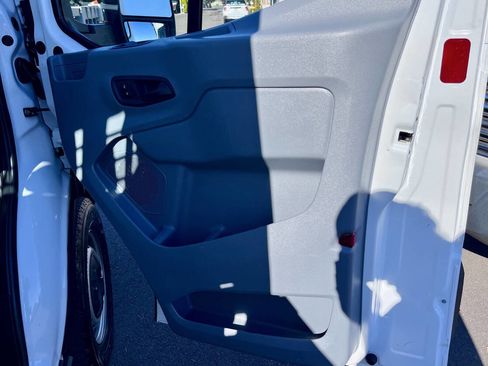 Used 2018 Ford Transit 250 138 image 20