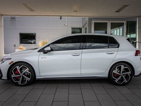 Used 2025 Volkswagen GTI SE FWD image 12