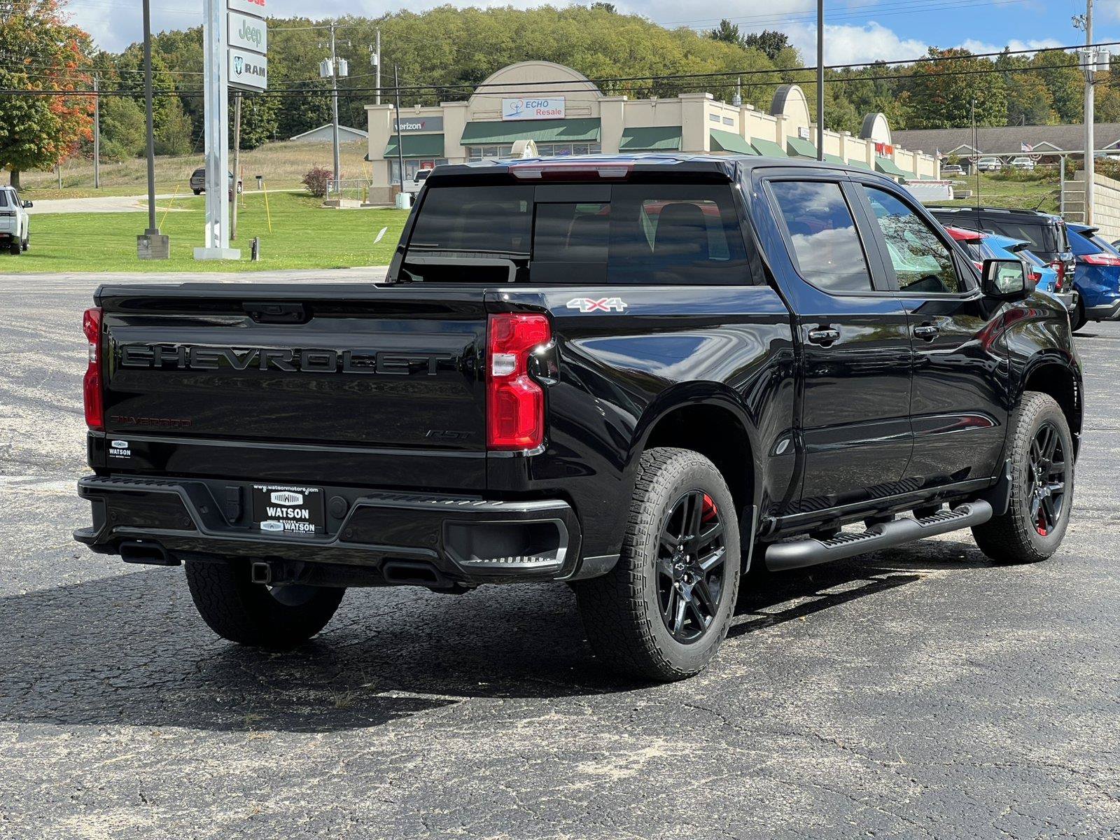 Used 2025 Chevrolet Silverado 1500 RST w/ Redline Edition AWD/4WD image 40