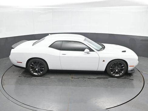 Used 2021 Dodge Challenger R/T Scat Pack RWD image 33