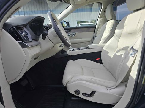 Used 2026 Volvo XC90 B6 Ultra w/ Protection Package AWD/4WD image 20