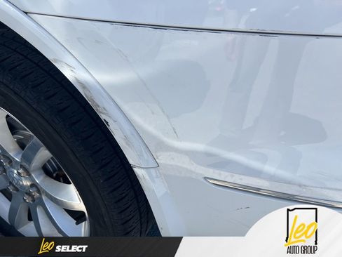 Used 2017 Buick Enclave Premium w/ Experience Buick Package image 10