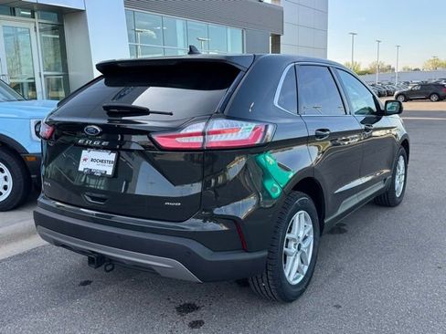 Certified 2022 Ford Edge SEL w/ Convenience Package AWD/4WD image 32