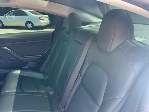 Used 2021 Tesla Model 3 Standard Range Plus RWD image 11