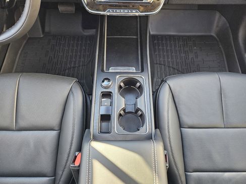 New 2026 Lincoln Corsair Reserve w/ Jet Appearance Package image 18