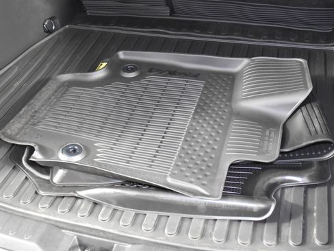 Used 2024 Toyota RAV4 Limited image 52