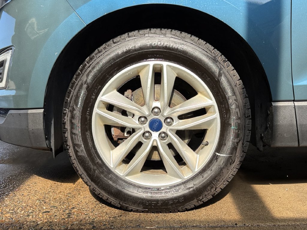 Used 2016 Ford Edge SEL w/ Equipment Group 201A FWD image 32