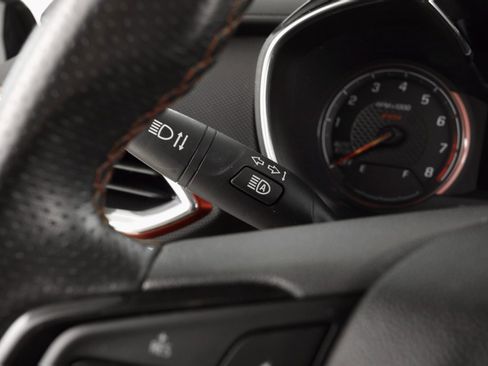 Used 2021 Chevrolet TrailBlazer RS w/ Technology Package image 24