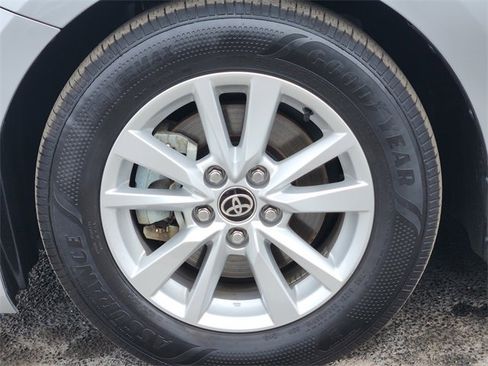 Certified 2025 Toyota Camry LE image 8