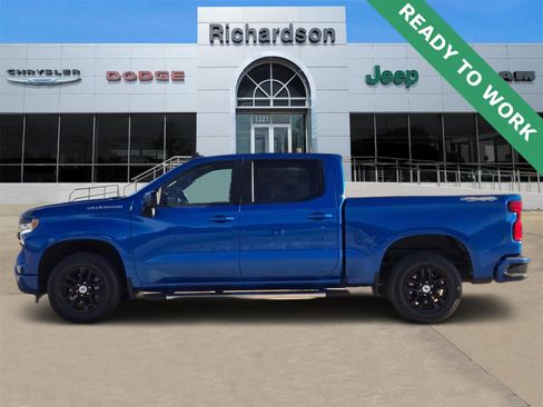 Used 2023 Chevrolet Silverado 1500 RST image 3
