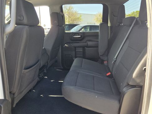 Used 2024 Chevrolet Silverado 2500 Custom w/ Custom Value Package image 12