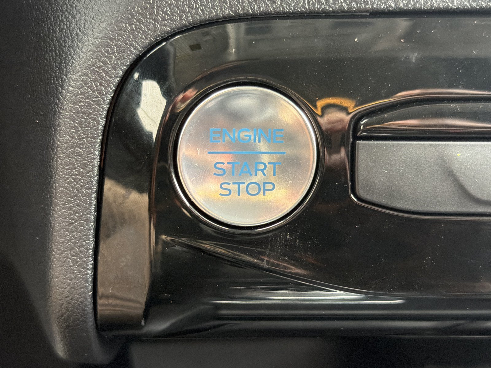 Used 2026 Ford Escape Active w/ Active Premium Tech Pack AWD/4WD image 28