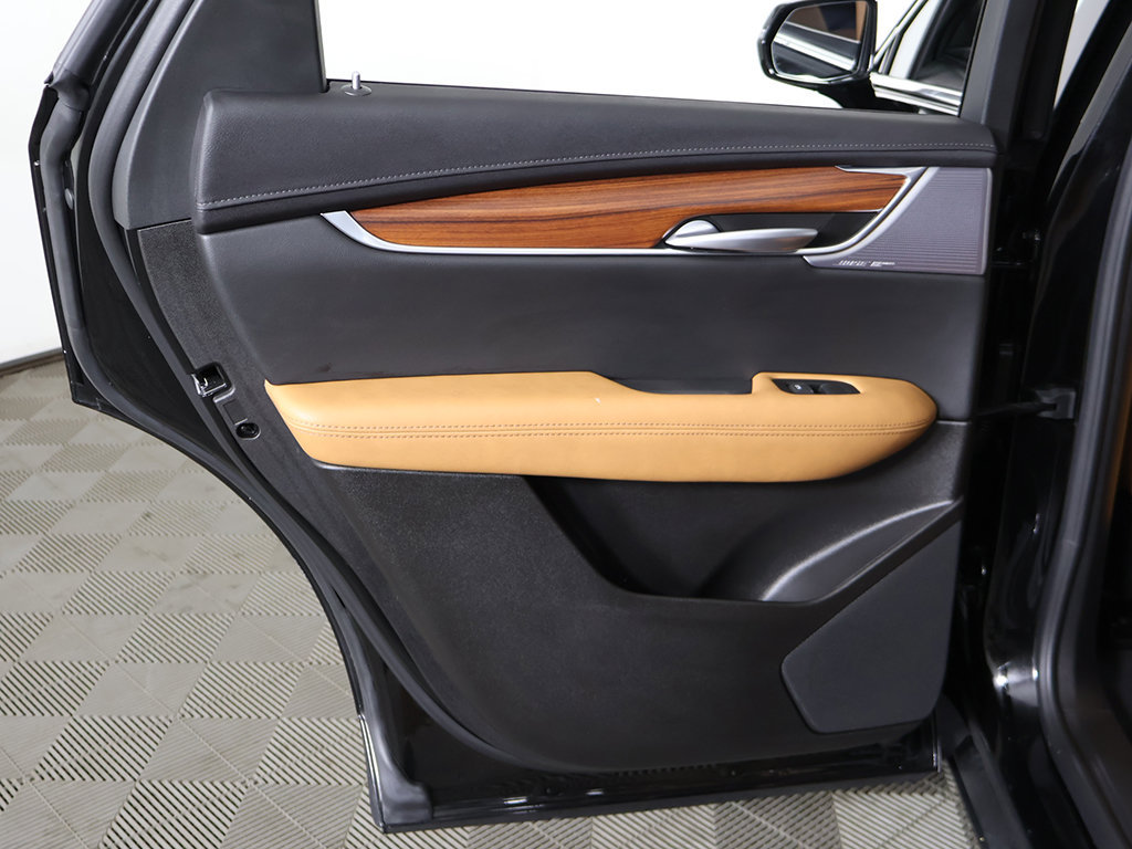 Used 2025 Cadillac XT5 Premium Luxury w/ LPO, Floor Liner Package AWD/4WD image 30