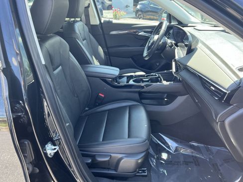 Used 2024 Buick Envision Preferred AWD/4WD image 26