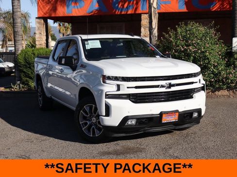 Used 2022 Chevrolet Silverado 1500 RST AWD/4WD image 2