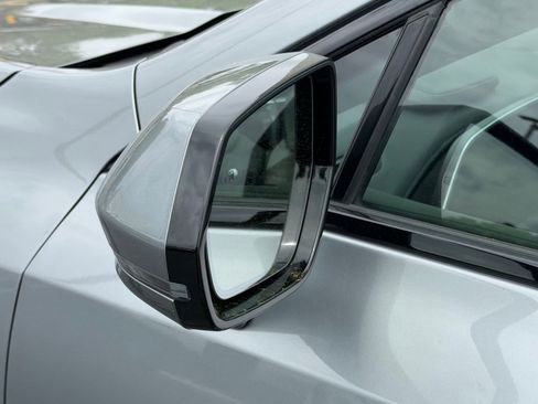 Used 2024 Cadillac XT4 Sport image 21