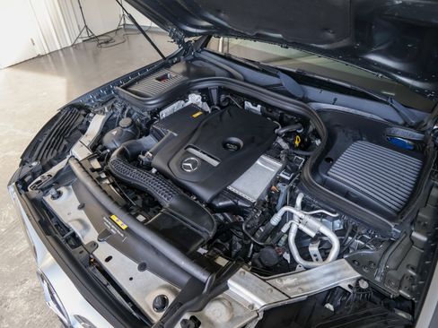 Used 2018 Mercedes-Benz GLC 300 GLC 300 w/ Premium Package image 55