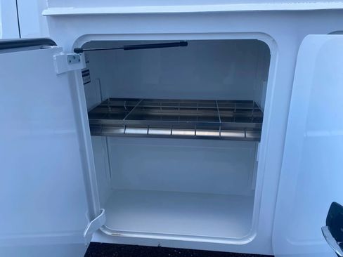 Used 2021 RAM 5500 Tradesman w/ Safety Group image 6