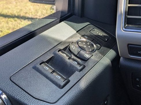 Used 2022 Ford F250 Lariat w/ Lariat Ultimate Package image 19