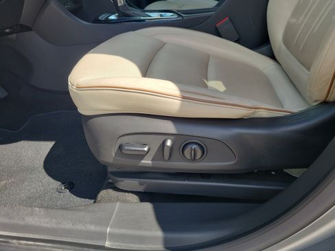 Used 2024 Buick Encore GX Avenir AWD/4WD image 12