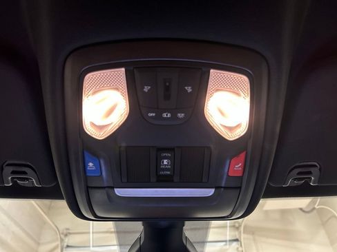Used 2023 RAM 1500 Big Horn AWD/4WD image 25