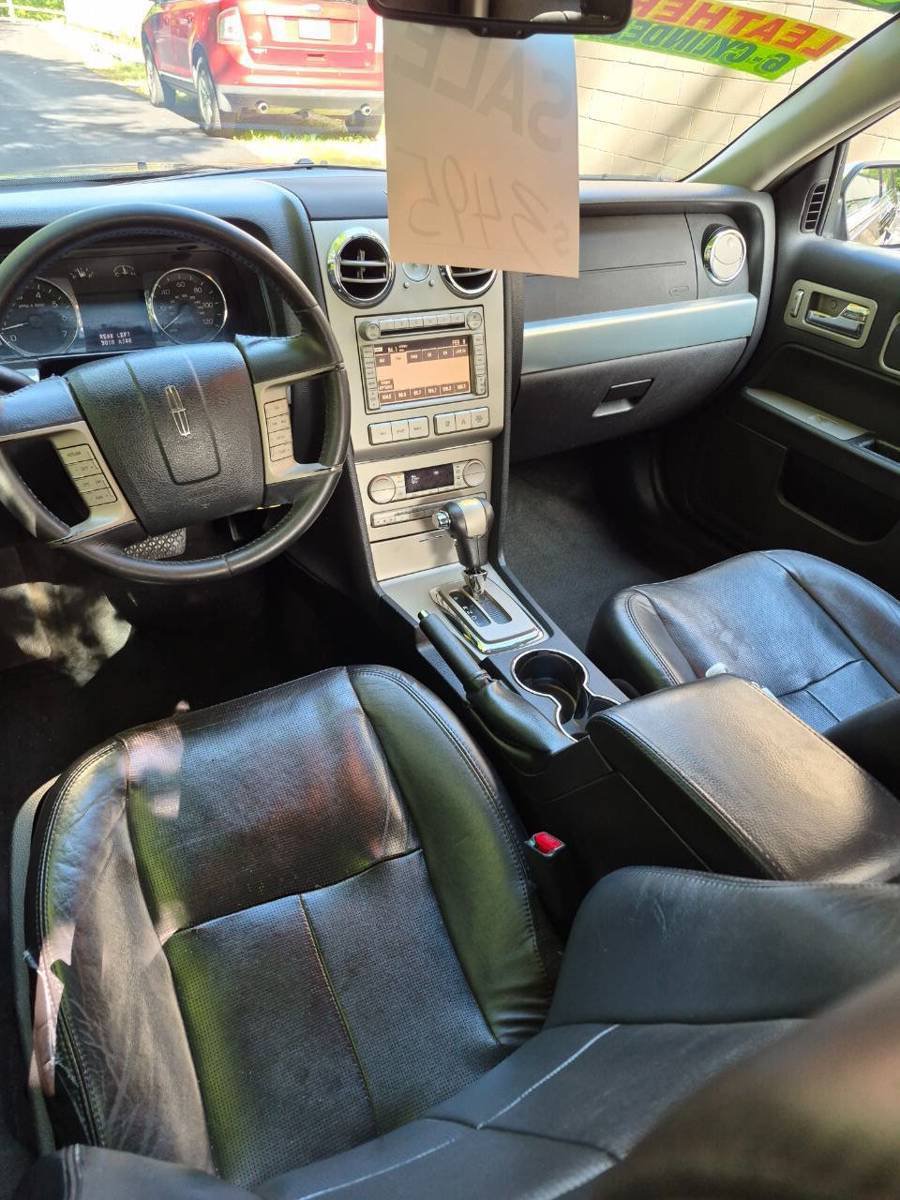 Used 2007 Lincoln MKZ AWD image 15