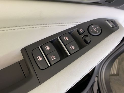 New 2026 BMW X5 sDrive40i w/ Climate Comfort Package image 21