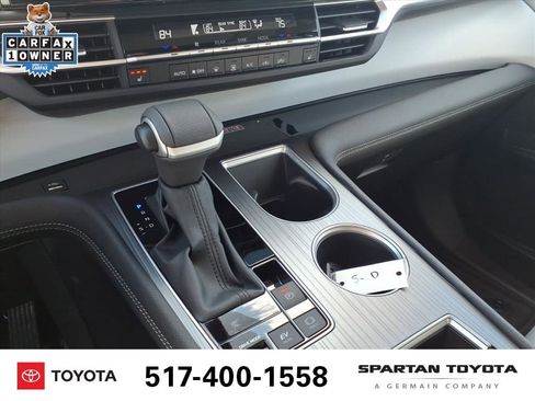 Used 2025 Toyota Sienna XLE w/ XLE Plus Package image 21