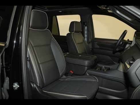 Used 2024 Chevrolet Tahoe Premier image 37