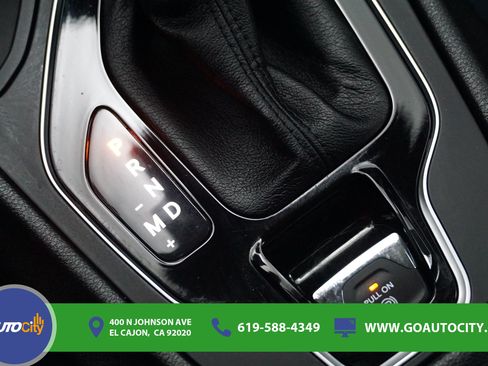 Used 2021 Jeep Cherokee Limited w/ Elite Package FWD image 27