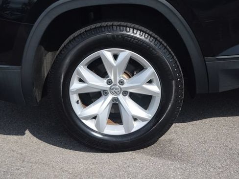 Used 2018 Volkswagen Atlas Launch Edition FWD image 30