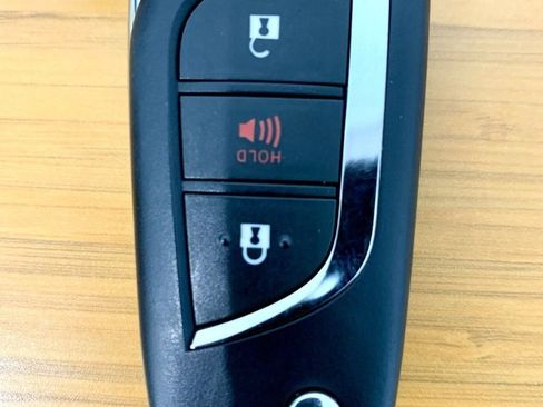 Used 2023 Toyota RAV4 LE image 48