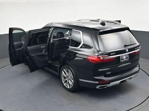 Used 2021 BMW X7 xDrive40i w/ Premium Package AWD/4WD image 40