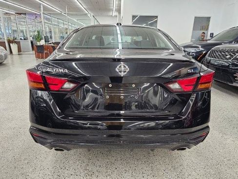 Used 2019 Nissan Altima 2.5 SL FWD image 6