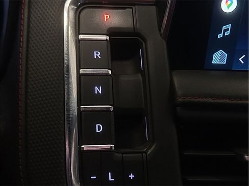 Used 2022 Chevrolet Suburban RST w/ Luxury Package image 26