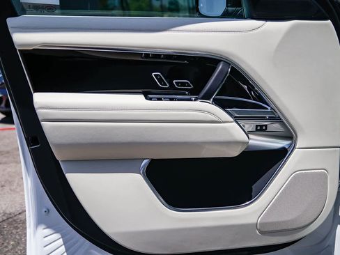 New 2026 Land Rover Range Rover SE AWD/4WD image 21