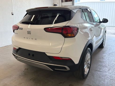 Used 2024 Buick Encore GX Preferred FWD image 3