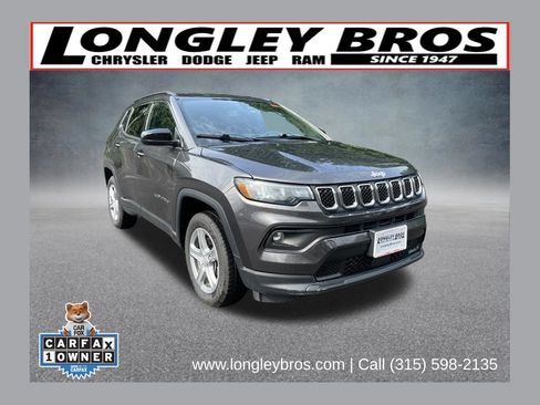 Used 2023 Jeep Compass Latitude w/ Convenience Group AWD/4WD image 1