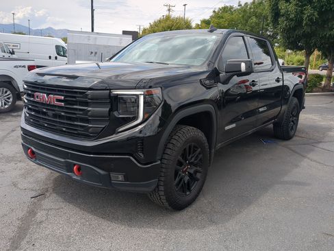 Used 2024 GMC Sierra 1500 Elevation w/ Preferred Package AWD/4WD image 11