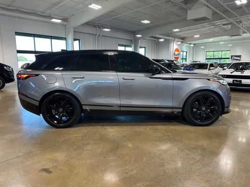 Used 2022 Land Rover Range Rover Velar R-Dynamic S AWD/4WD image 9