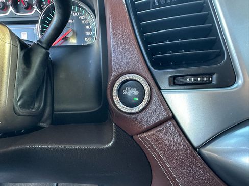 Used 2018 Chevrolet Tahoe Premier image 55