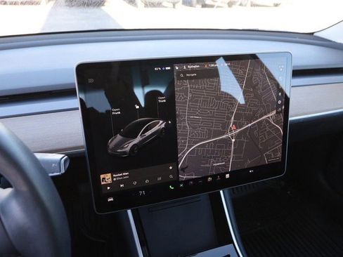 Used 2020 Tesla Model 3 Long Range image 14