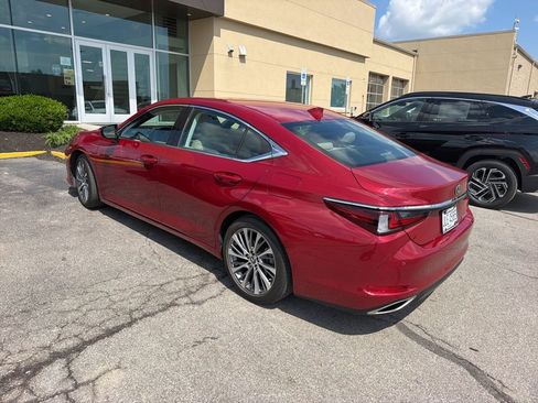 Used 2020 Lexus ES 350 w/ Premium Package FWD image 4