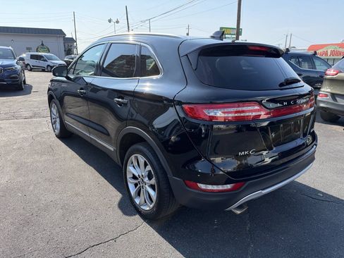 Used 2018 Lincoln MKC Select w/ Select Plus Package AWD/4WD image 3