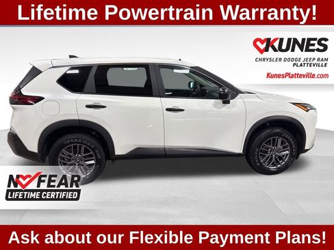 Used 2023 Nissan Rogue S image 12